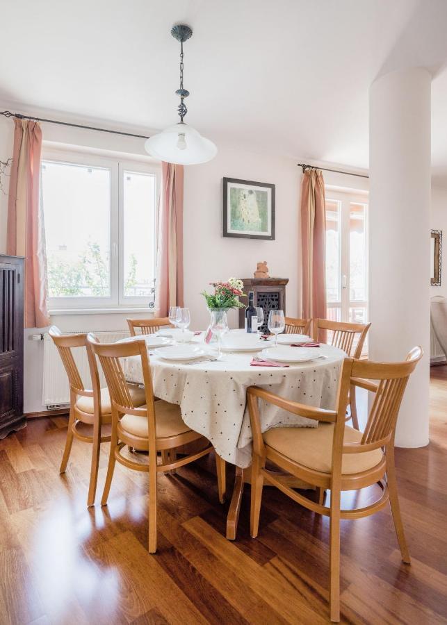 Bright And Spacious Penthouse W/ Terrace & Parking Budapest Extérieur photo