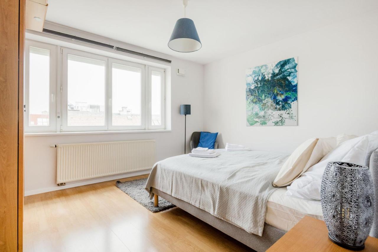 Bright And Spacious Penthouse W/ Terrace & Parking Budapest Extérieur photo